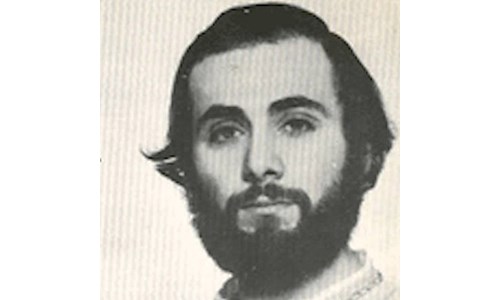 ONUR HÜREL (BAS GİTAR)